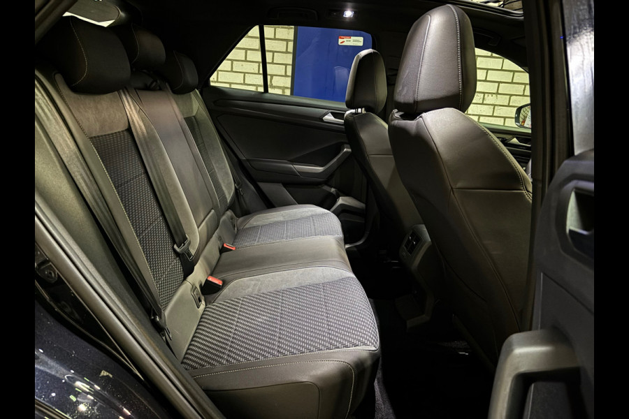 Volkswagen T-Roc 2.0 TSI 4Motion R Performence Akra Pano