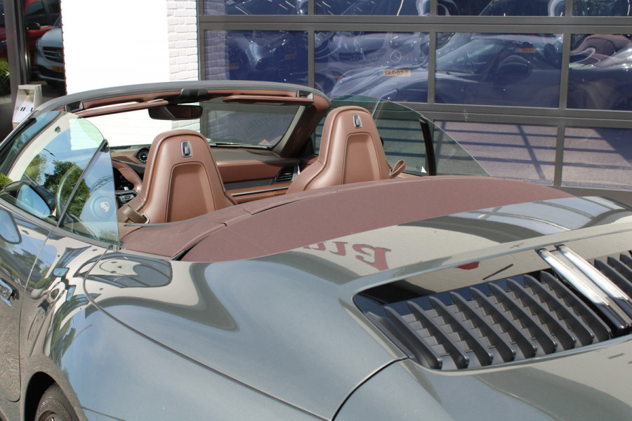 Porsche 911 Cabrio 3.0 Carrera / 4 GTS / SportDesign / Bose / Lift / Volleder / Vol Opties / NIEUWSTAAT