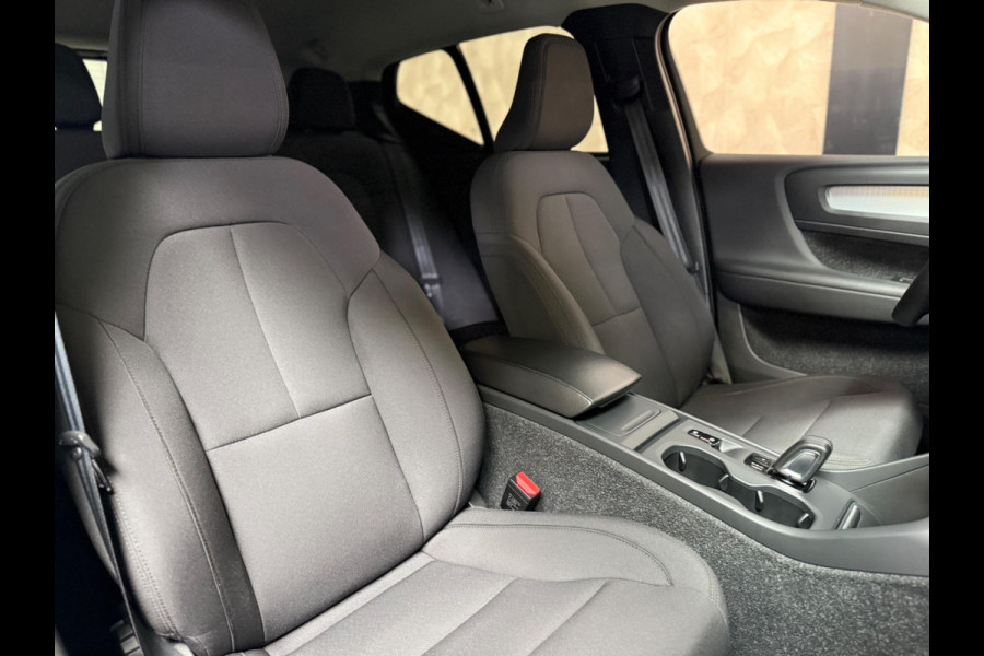 Volvo XC40 1.5 T3 Business Pro | ACC & PA | BLIS | CarPlay | Camera | Keyless |