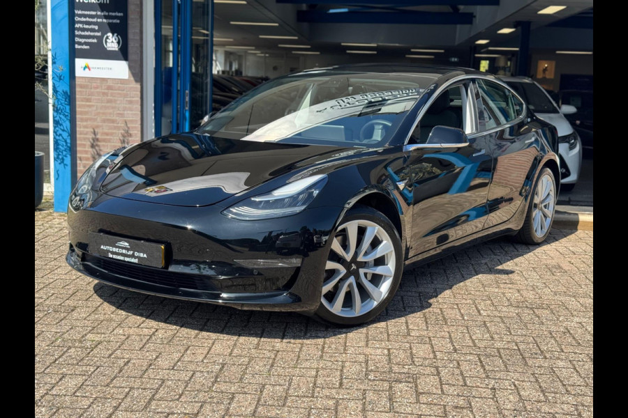 Tesla Model 3 Long Range AWD 75 kWh 2019 ZWART NAVI NAP BTW!