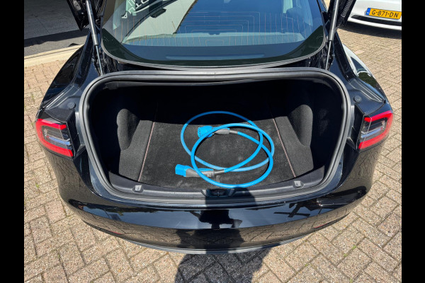Tesla Model 3 Long Range AWD 75 kWh 2019 ZWART NAVI NAP BTW!