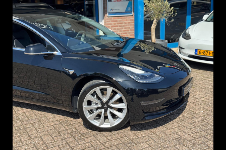 Tesla Model 3 Long Range AWD 75 kWh 2019 ZWART NAVI NAP BTW!