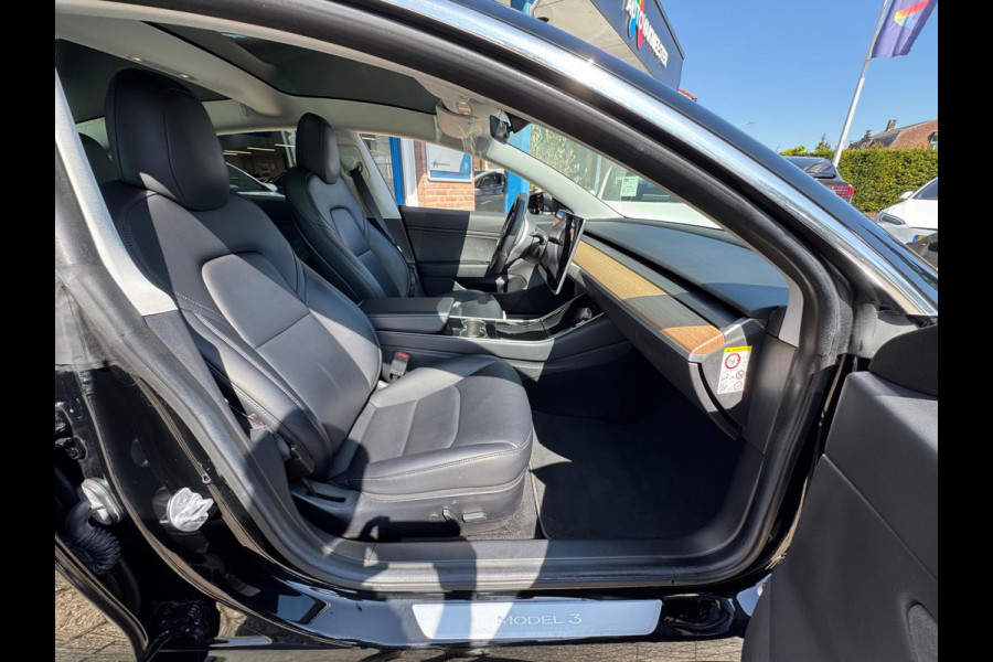 Tesla Model 3 Long Range AWD 75 kWh 2019 ZWART NAVI NAP BTW!
