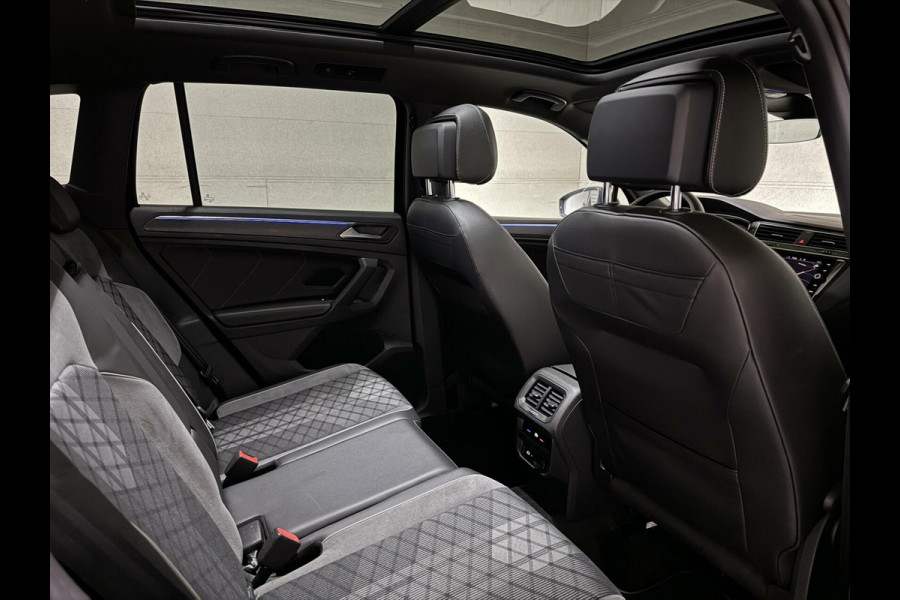 Volkswagen Tiguan 1.5 TSI R-Line Black Style Pano H/K NAP