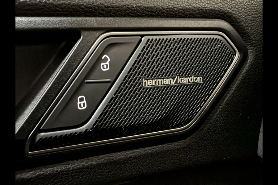 Volkswagen Tiguan 1.5 TSI R-Line Black Style Pano H/K NAP