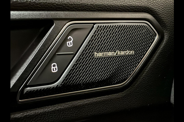 Volkswagen Tiguan 1.5 TSI R-Line Black Style Pano H/K NAP