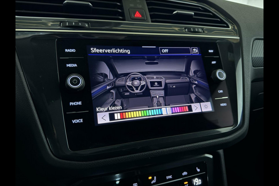 Volkswagen Tiguan 1.5 TSI R-Line Black Style Pano H/K NAP