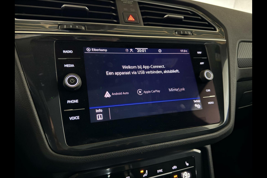 Volkswagen Tiguan 1.5 TSI R-Line Black Style Pano H/K NAP