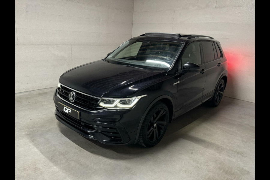 Volkswagen Tiguan 1.5 TSI R-Line Black Style Pano H/K NAP