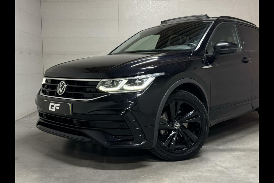 Volkswagen Tiguan 1.5 TSI R-Line Black Style Pano H/K NAP