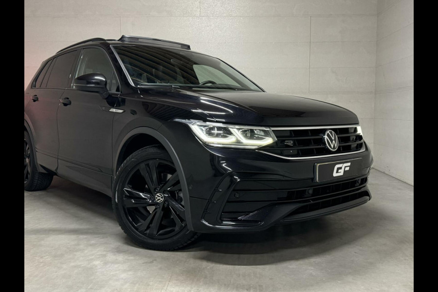 Volkswagen Tiguan 1.5 TSI R-Line Black Style Pano H/K NAP