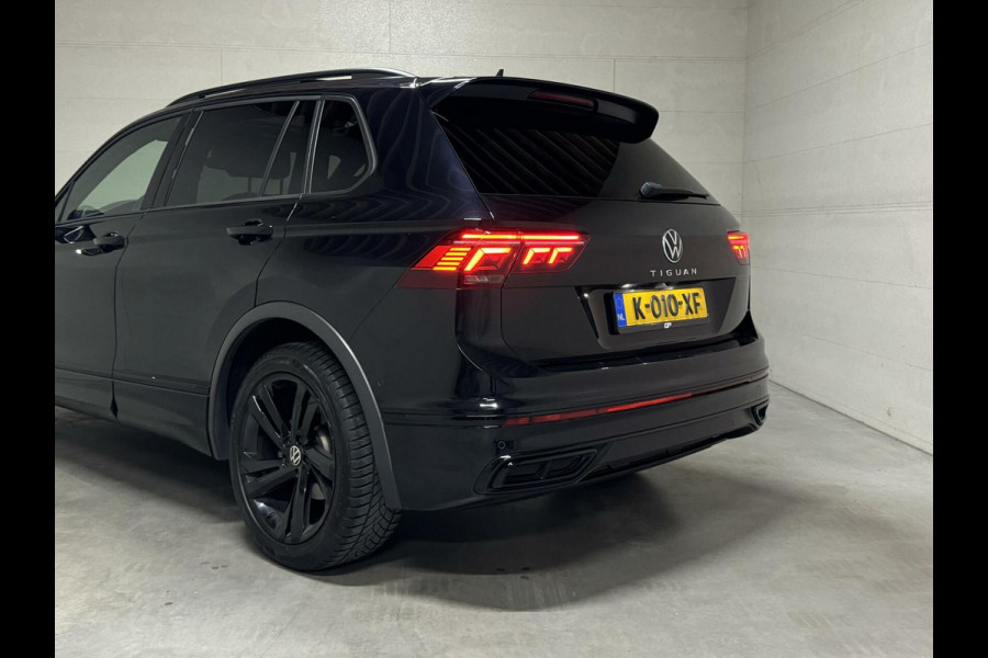Volkswagen Tiguan 1.5 TSI R-Line Black Style Pano H/K NAP