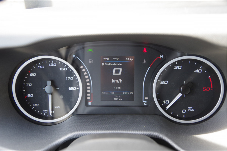 Iveco Daily 35S18HV 3.0 180PK AUT. DC-5P, 2X SCHUIFDEUR, 3.5T TREKHAAK, LED, CAMERA, CRUISE, CLIMA, NAVI, NL AUTO, NAP