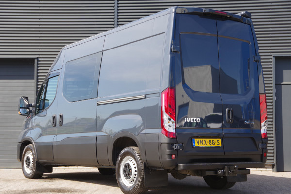 Iveco Daily 35S18HV 3.0 180PK AUT. DC-5P, 2X SCHUIFDEUR, 3.5T TREKHAAK, LED, CAMERA, CRUISE, CLIMA, NAVI, NL AUTO, NAP