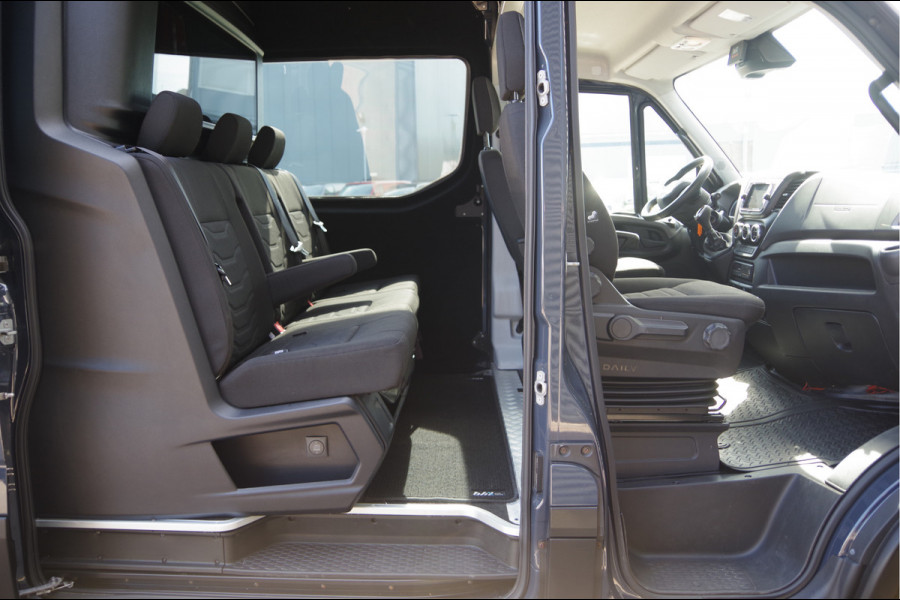Iveco Daily 35S18HV 3.0 180PK AUT. DC-5P, 2X SCHUIFDEUR, 3.5T TREKHAAK, LED, CAMERA, CRUISE, CLIMA, NAVI, NL AUTO, NAP