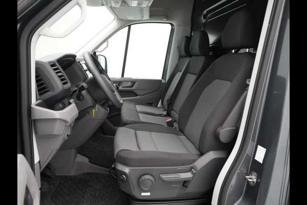 Volkswagen Crafter 30 2.0 TDI L3H3 Navi via App Camera Trekhaak Voorruitverwarming