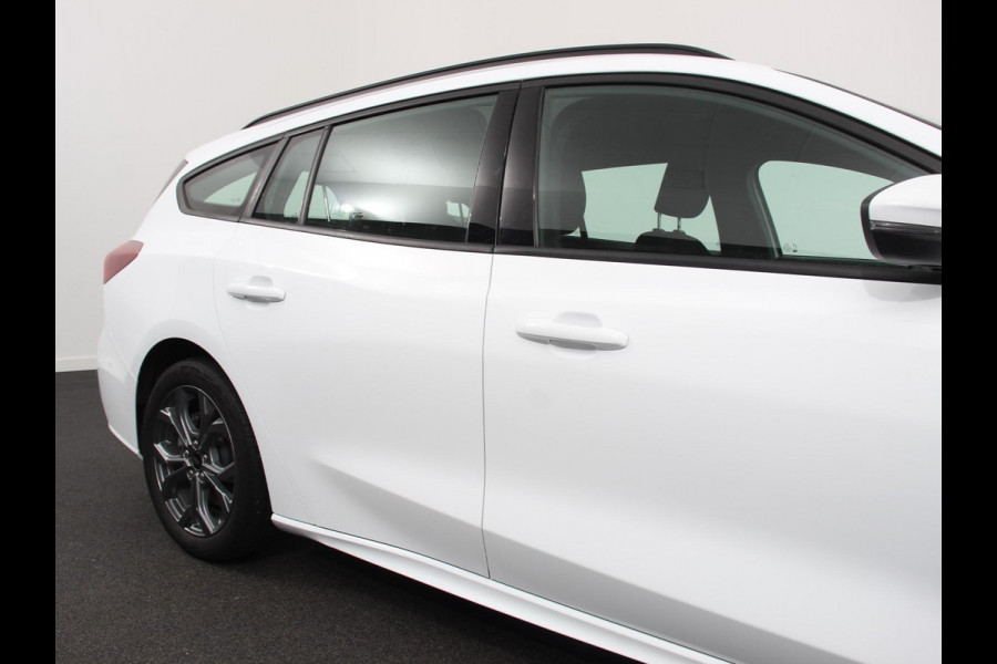 Ford FOCUS Wagon 1.0 125pk Hybrid ST Line Navigatie Climate Control Led Dab Camera Parkeer sensoren Cruise Control Lichtmetalen velgen
