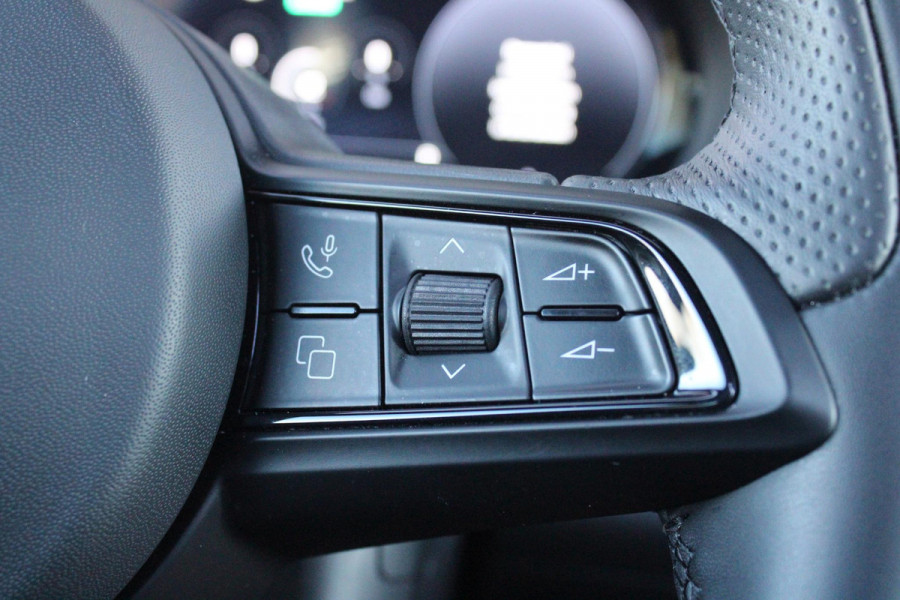 Alfa Romeo Tonale 1.3T PHEV Q4 280PK Edizione Speciale | PANORAMISCH SCHUIF / KANTELDAK | HARMAN CARDON PREMIUM AUDIO  | LEDEREN BEKLEDING | VOORSTOELEN / STUUR VERWARMD | VOORSTOELEN GEVENTILEERD | VOORSTOELEN ELEKTRISCH VERSTELBAAR MET GEHEUGEN FUNCTIE | APPLE CARPLAY / ANDROID AUTO | 360° CAMERA | DODEHOEK DETECTIE | 20"INCH LICHTMETALEN VELGEN | ADAPTIVE CRUISE CONTROL | KEYLESS ENTRY / START | ELEKTRISCH BEDIENBARE ACHTERKLEP | DRAADLOZE TELEFOONLADER | SFEER VERLICHTING | DONKERE HEMELBEKLEDING |