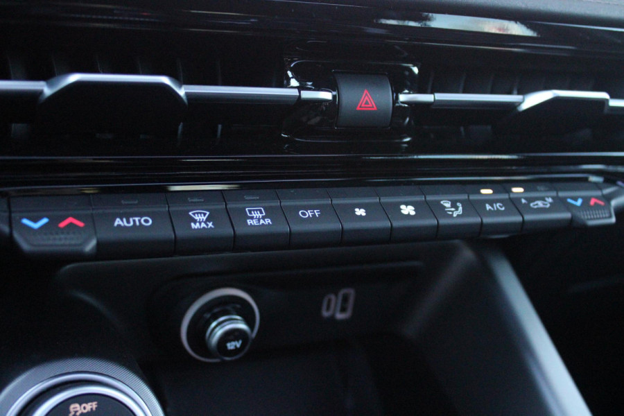 Alfa Romeo Tonale 1.3T PHEV Q4 280PK Edizione Speciale | PANORAMISCH SCHUIF / KANTELDAK | HARMAN CARDON PREMIUM AUDIO  | LEDEREN BEKLEDING | VOORSTOELEN / STUUR VERWARMD | VOORSTOELEN GEVENTILEERD | VOORSTOELEN ELEKTRISCH VERSTELBAAR MET GEHEUGEN FUNCTIE | APPLE CARPLAY / ANDROID AUTO | 360° CAMERA | DODEHOEK DETECTIE | 20"INCH LICHTMETALEN VELGEN | ADAPTIVE CRUISE CONTROL | KEYLESS ENTRY / START | ELEKTRISCH BEDIENBARE ACHTERKLEP | DRAADLOZE TELEFOONLADER | SFEER VERLICHTING | DONKERE HEMELBEKLEDING |