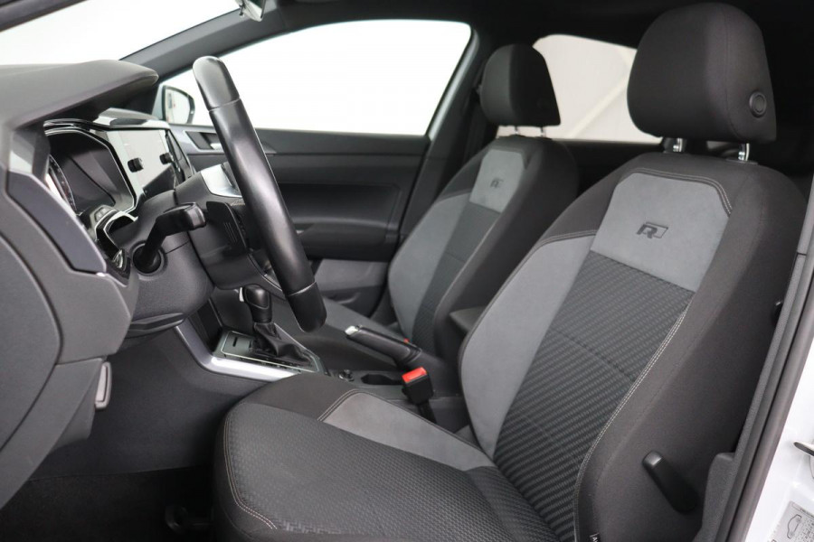 Volkswagen Polo 1.5 TSI R Line | 150pk | Panoramadak | Full LED | Carplay | Adaptive cruise | Park Assist | Climate control | Navigatie | Sportstoelen