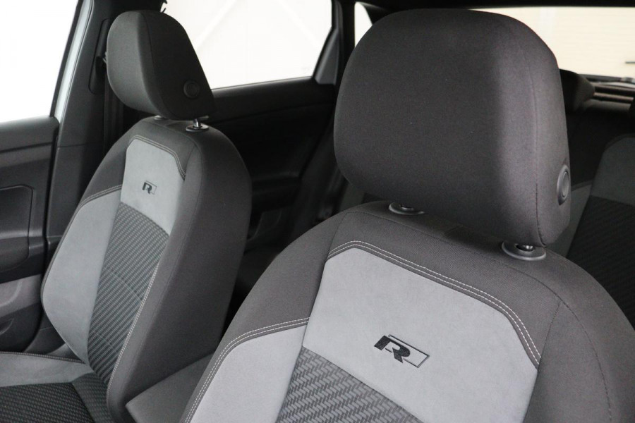 Volkswagen Polo 1.5 TSI R Line | 150pk | Panoramadak | Full LED | Carplay | Adaptive cruise | Park Assist | Climate control | Navigatie | Sportstoelen