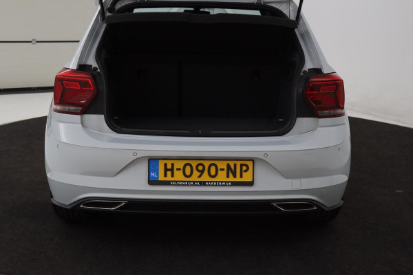 Volkswagen Polo 1.5 TSI R Line | 150pk | Panoramadak | Full LED | Carplay | Adaptive cruise | Park Assist | Climate control | Navigatie | Sportstoelen