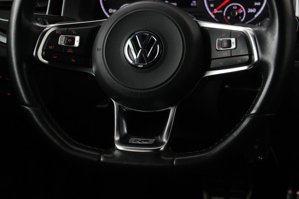 Volkswagen Polo 1.5 TSI R Line | 150pk | Panoramadak | Full LED | Carplay | Adaptive cruise | Park Assist | Climate control | Navigatie | Sportstoelen