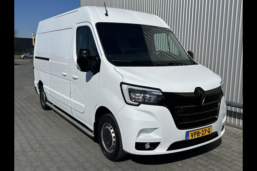 Renault Master T35 2.3 dCi 150 L2H2*NAVI*A/C*HAAK*CAM*TEL*3PERS*