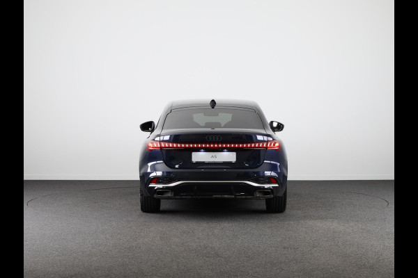 Audi A5 Limousine 2.0 TFSI edition one S-edition, optiekpakket zwart, matrix-led koplampen, MMI bijrijdersscherm, omgevingscamara's, adaptive cruise control