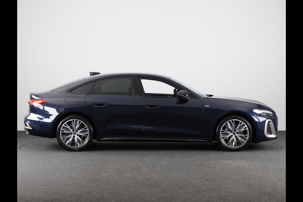 Audi A5 Limousine 2.0 TFSI edition one S-edition, optiekpakket zwart, matrix-led koplampen, MMI bijrijdersscherm, omgevingscamara's, adaptive cruise control