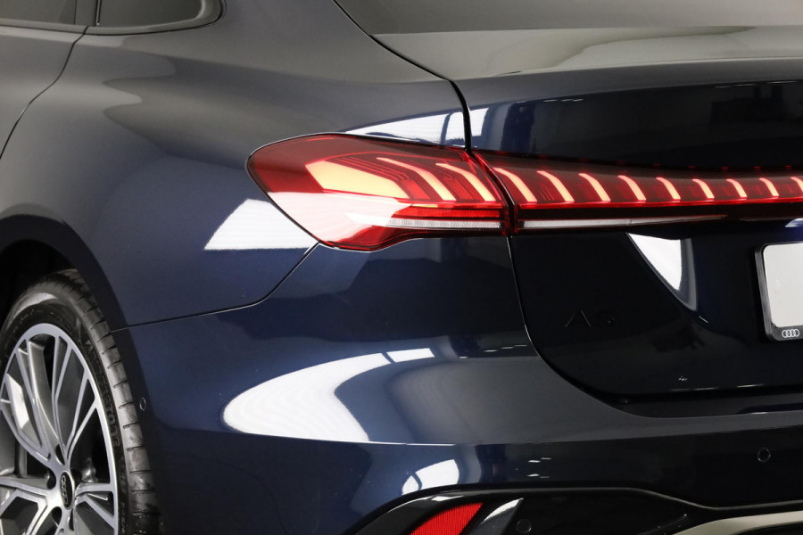 Audi A5 Limousine 2.0 TFSI edition one S-edition, optiekpakket zwart, matrix-led koplampen, MMI bijrijdersscherm, omgevingscamara's, adaptive cruise control