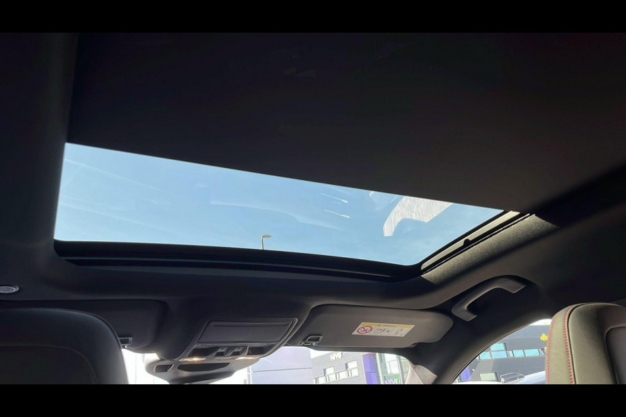 Ford Kuga 2.5 PHEV ST-Line X 225pk | Driver Assistance Pack | Technology Pack | Panoramadak | Winterpack | Wegklapbare Trekhaak