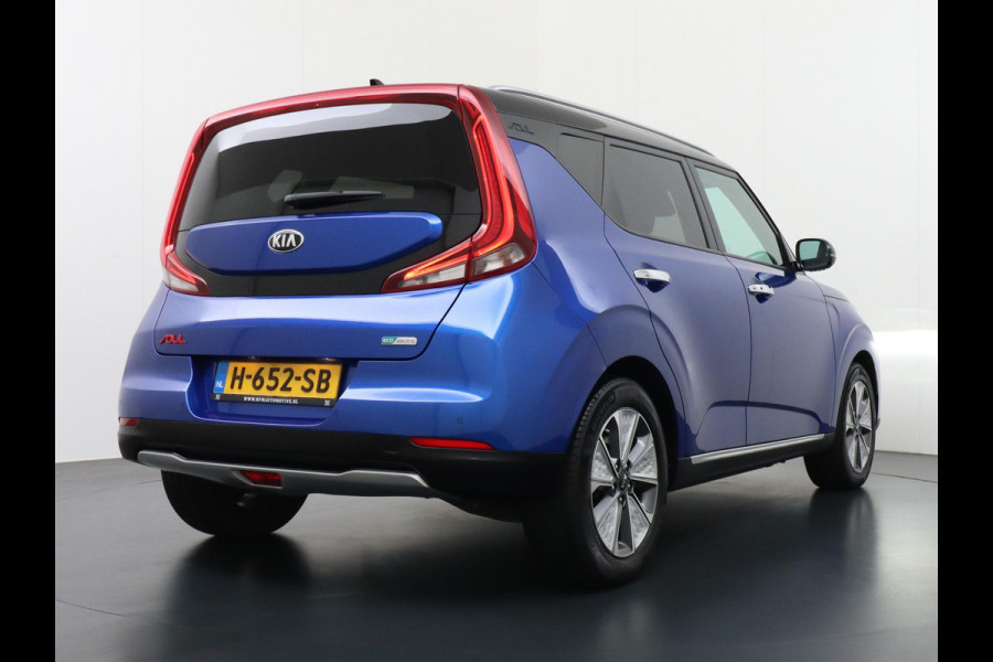 Kia e-Soul ExecutiveLine 64 kWh HEAD UP | STOELVERWARMING + VERKOELING | COMPLETE UITVOERING