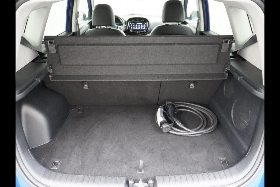 Kia e-Soul ExecutiveLine 64 kWh HEAD UP | STOELVERWARMING + VERKOELING | COMPLETE UITVOERING