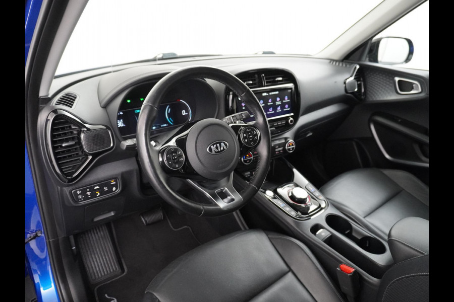 Kia e-Soul ExecutiveLine 64 kWh HEAD UP | STOELVERWARMING + VERKOELING | COMPLETE UITVOERING