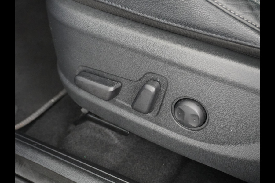 Kia e-Soul ExecutiveLine 64 kWh HEAD UP | STOELVERWARMING + VERKOELING | COMPLETE UITVOERING