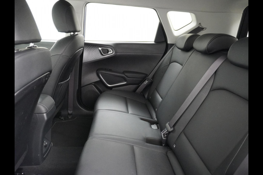 Kia e-Soul ExecutiveLine 64 kWh HEAD UP | STOELVERWARMING + VERKOELING | COMPLETE UITVOERING
