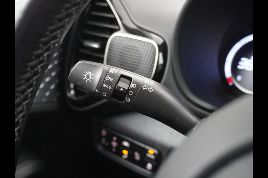 Kia e-Soul ExecutiveLine 64 kWh HEAD UP | STOELVERWARMING + VERKOELING | COMPLETE UITVOERING