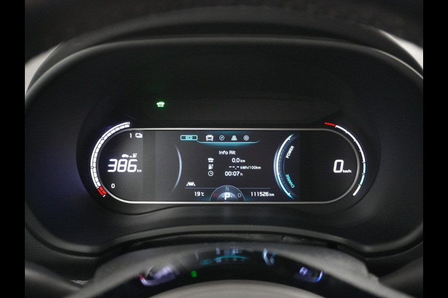 Kia e-Soul ExecutiveLine 64 kWh HEAD UP | STOELVERWARMING + VERKOELING | COMPLETE UITVOERING