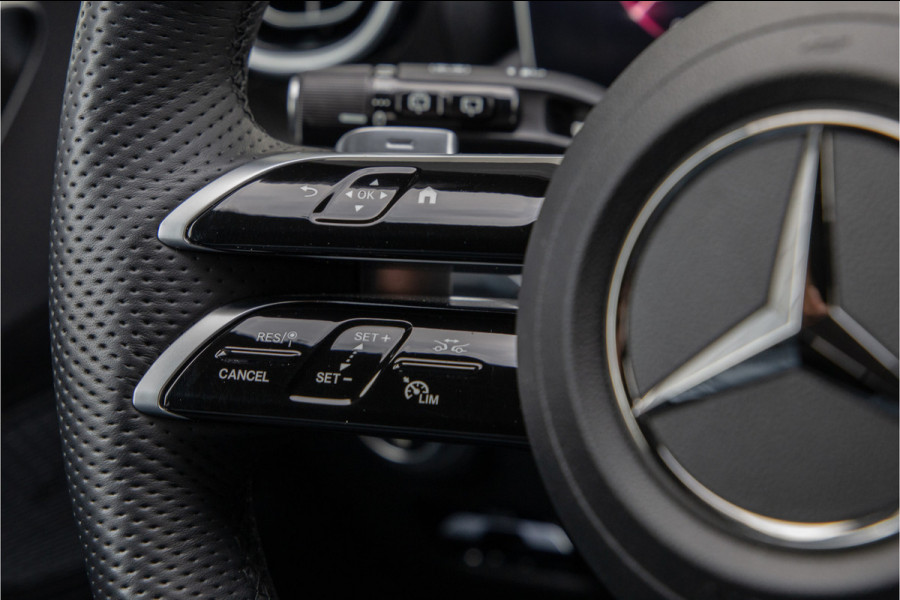 Mercedes-Benz C-Klasse Estate 300 e AMG Line, Distronic, Trekhaak, Camera, Hybrid 2024