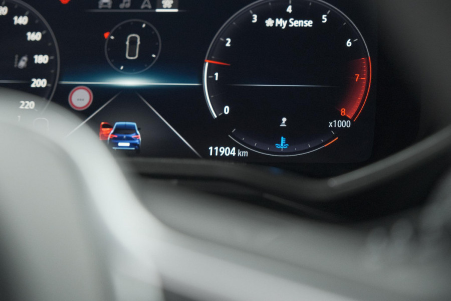 Renault Clio TCe 90 GPF Techno | 360 Camera | Dodehoekdetectie | Adaptieve Cruise Control