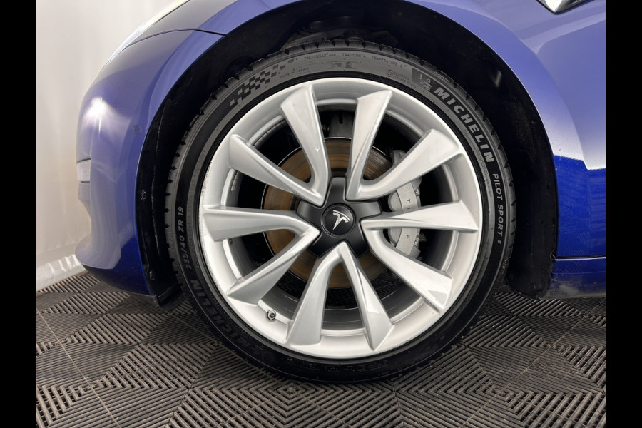 Tesla Model 3 Long Range AWD 75 kWh [ 3-Fase ] (INCL-BTW) Aut. *PANO | AUTO-PILOT | NAPPA-LEATHER | KEYLESS | FULL-LED | MEMORY-PACK | SURROUND-VIEW | DAB | CARPLAY | DIGI-COCKPIT | LANE-ASSIST | COMFORT-SEATS | 19"ALU*