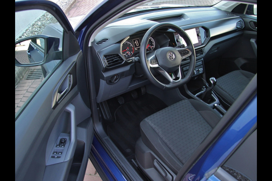 Volkswagen T-Cross 1.0 TSI Life | Carplay | Side assist| Full LED