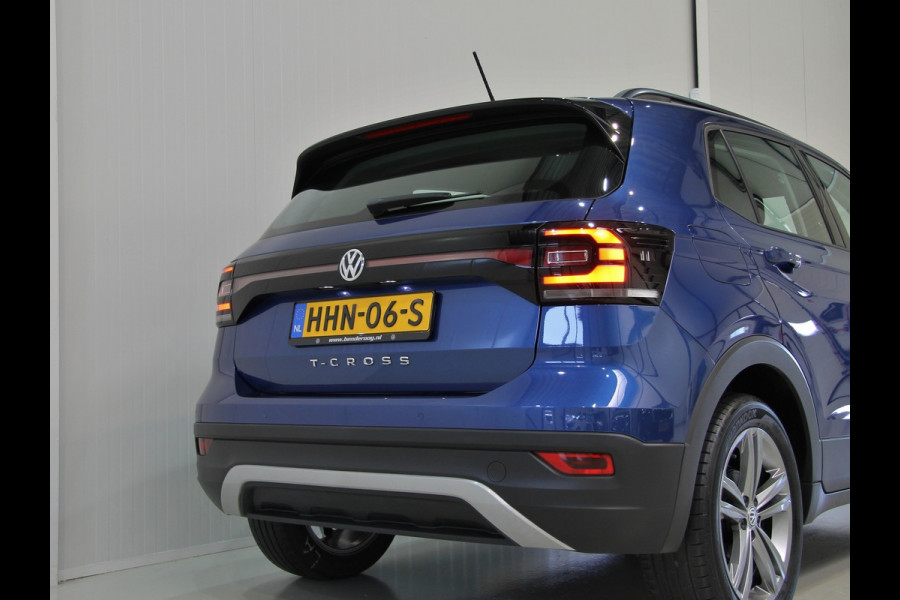 Volkswagen T-Cross 1.0 TSI Life | Carplay | Side assist| Full LED
