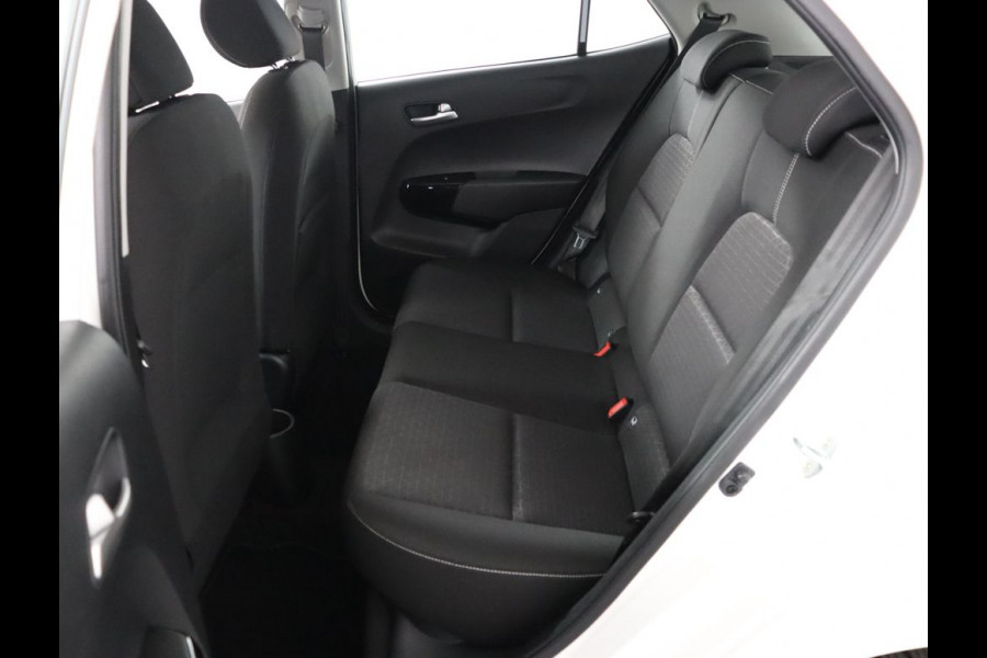 Kia Picanto 1.0 DPi DynamicLine Navigatie via Apple Carplay/Android Auto - Cruise control - Airco - Camera Fabrieksgarantie tot 06-2030