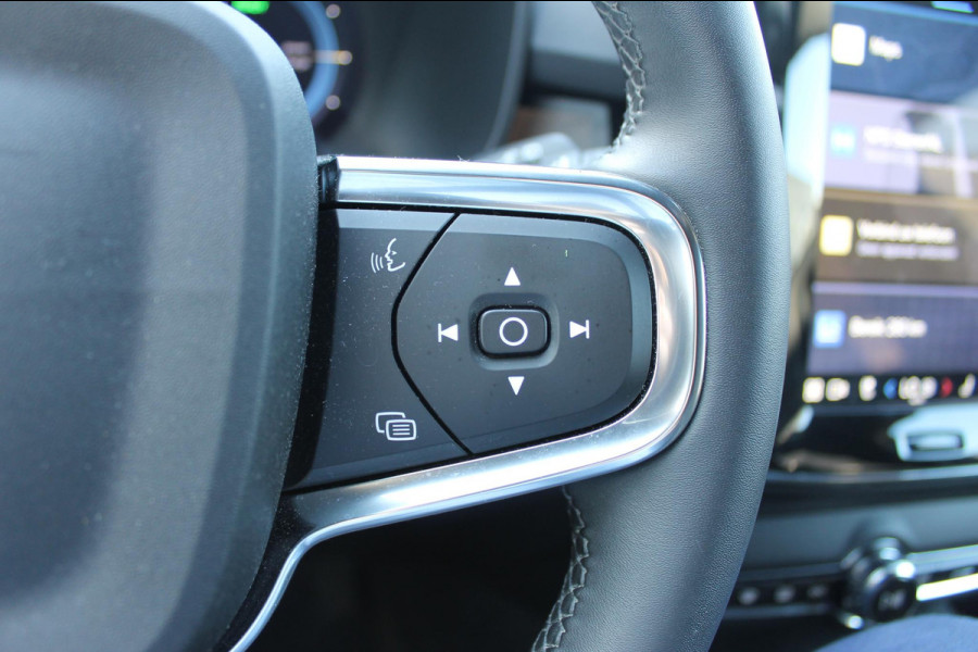 Volvo XC40 Recharge Plus 231PK Automaat 70 kWh 20" lichtmetalen velgen / Google infotainment / Getinte ramen vanaf de B-stijl / All Season banden / Apple Carplay