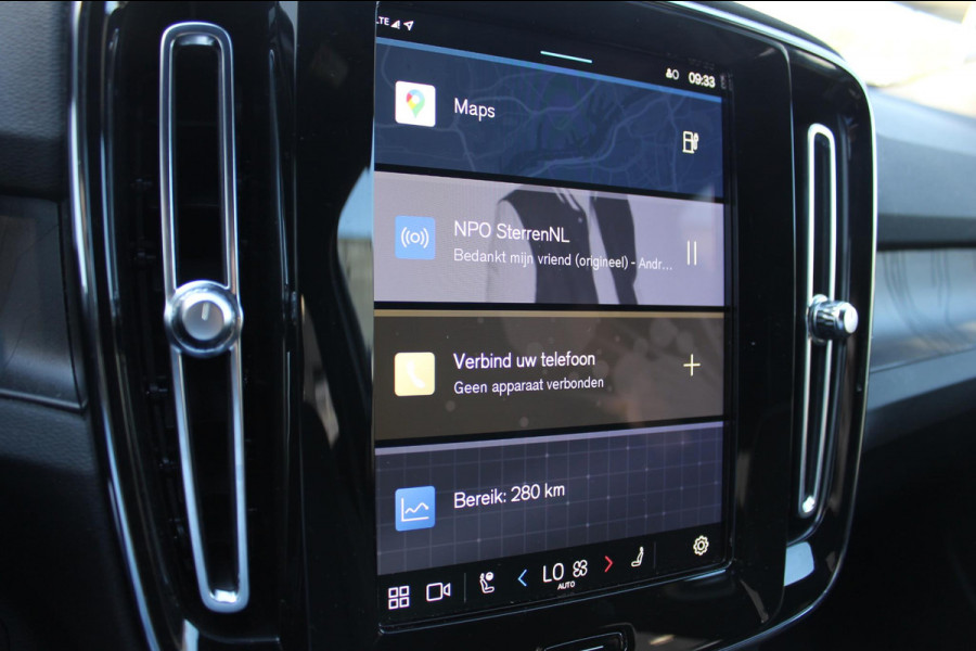 Volvo XC40 Recharge Plus 231PK Automaat 70 kWh 20" lichtmetalen velgen / Google infotainment / Getinte ramen vanaf de B-stijl / All Season banden / Apple Carplay