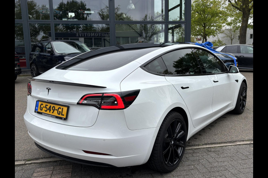 Tesla Model 3 Long Range AWD 75 kWh ORIG. NL. NAP KM. | AUTOPILOT | RIJKLAAR INCL. 12 MND. BOVAGGARANTIE