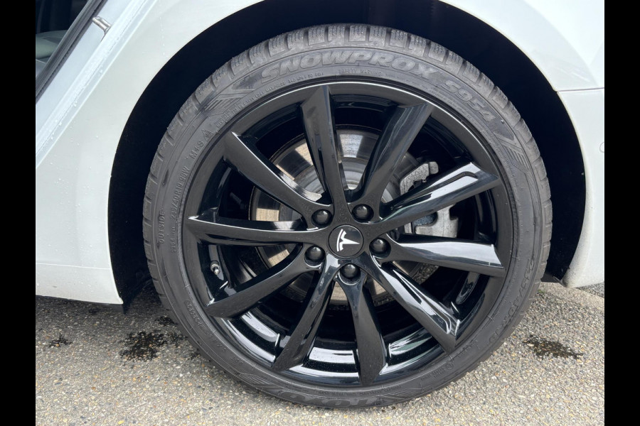 Tesla Model 3 Long Range AWD 75 kWh ORIG. NL. NAP KM. | AUTOPILOT | RIJKLAAR INCL. 12 MND. BOVAGGARANTIE