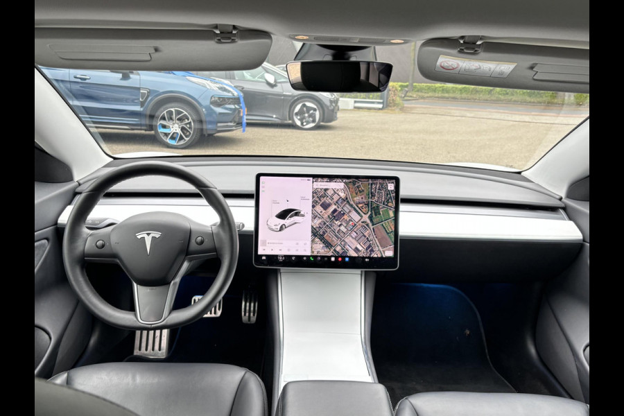 Tesla Model 3 Long Range AWD 75 kWh ORIG. NL. NAP KM. | AUTOPILOT | RIJKLAAR INCL. 12 MND. BOVAGGARANTIE